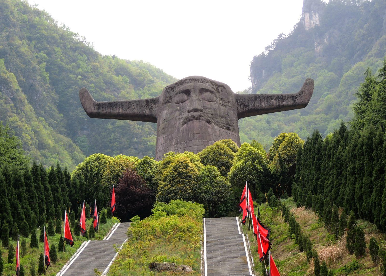 【探秘神農(nóng)架】、龍泉古鎮(zhèn)、汽車三日純玩游