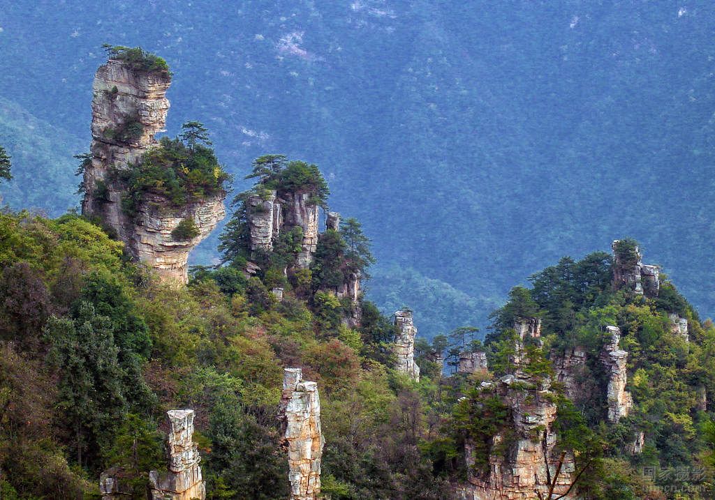 E1線：玻璃橋、袁家界、天子山、金鞭溪、天門山、夯吾苗寨、鳳凰古城湘西“精華之旅”品質(zhì)純玩4晚5日游