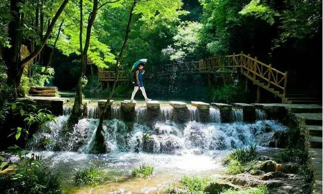 湖北古隆中、唐城、香水河、襄陽古城